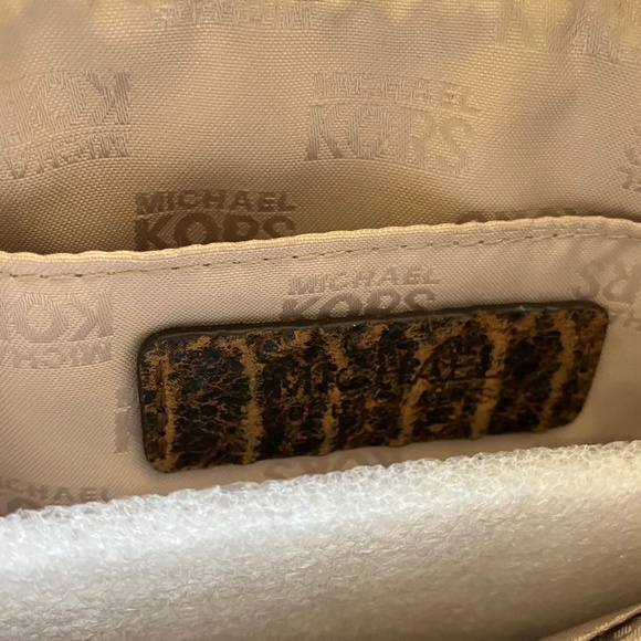 Michael Kors Large Zip Fulton Clutch Leather Mocha Good  condition - Picture 3 of 7